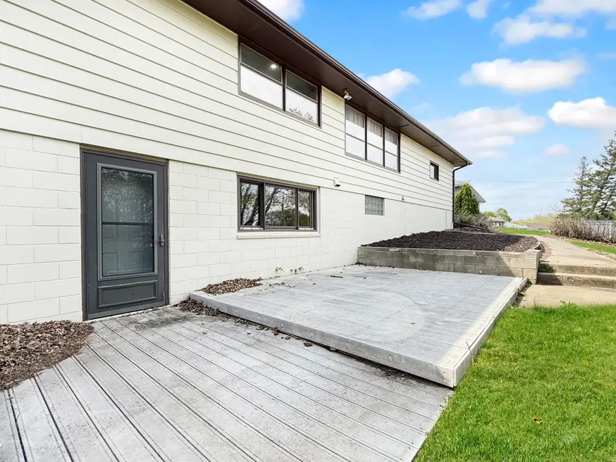 873 S Hampton Street, Fairmont, MN 56031 - #2