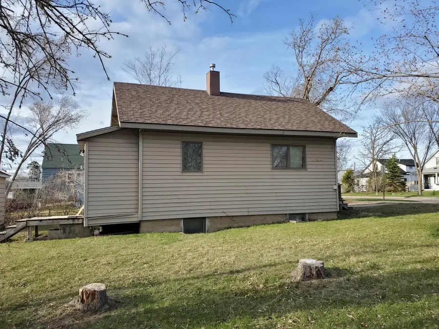 1203 America Avenue Nw, Bemidji, MN 56601 - #2