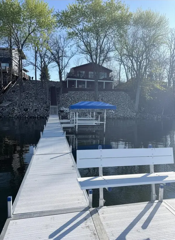 51216 Pelican Point Drive, Detroit Lakes, MN 56501