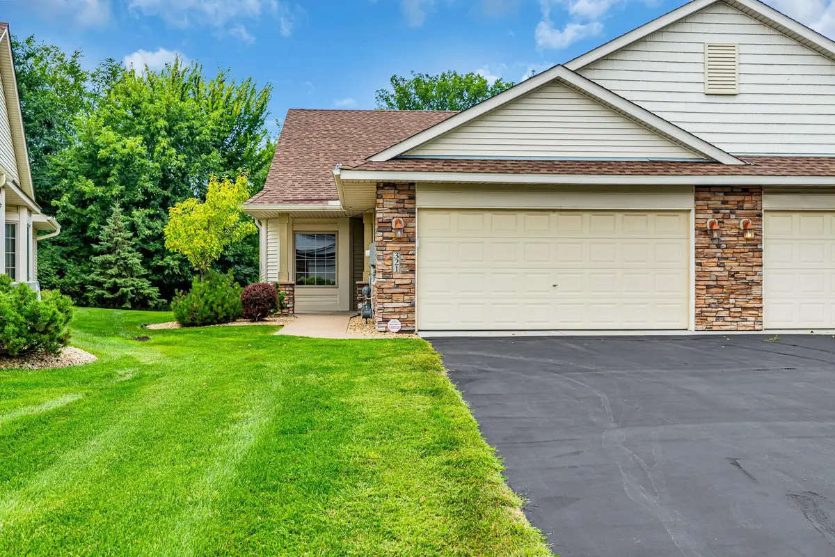 321 Summer Place E, Maplewood, MN 55117 - #1