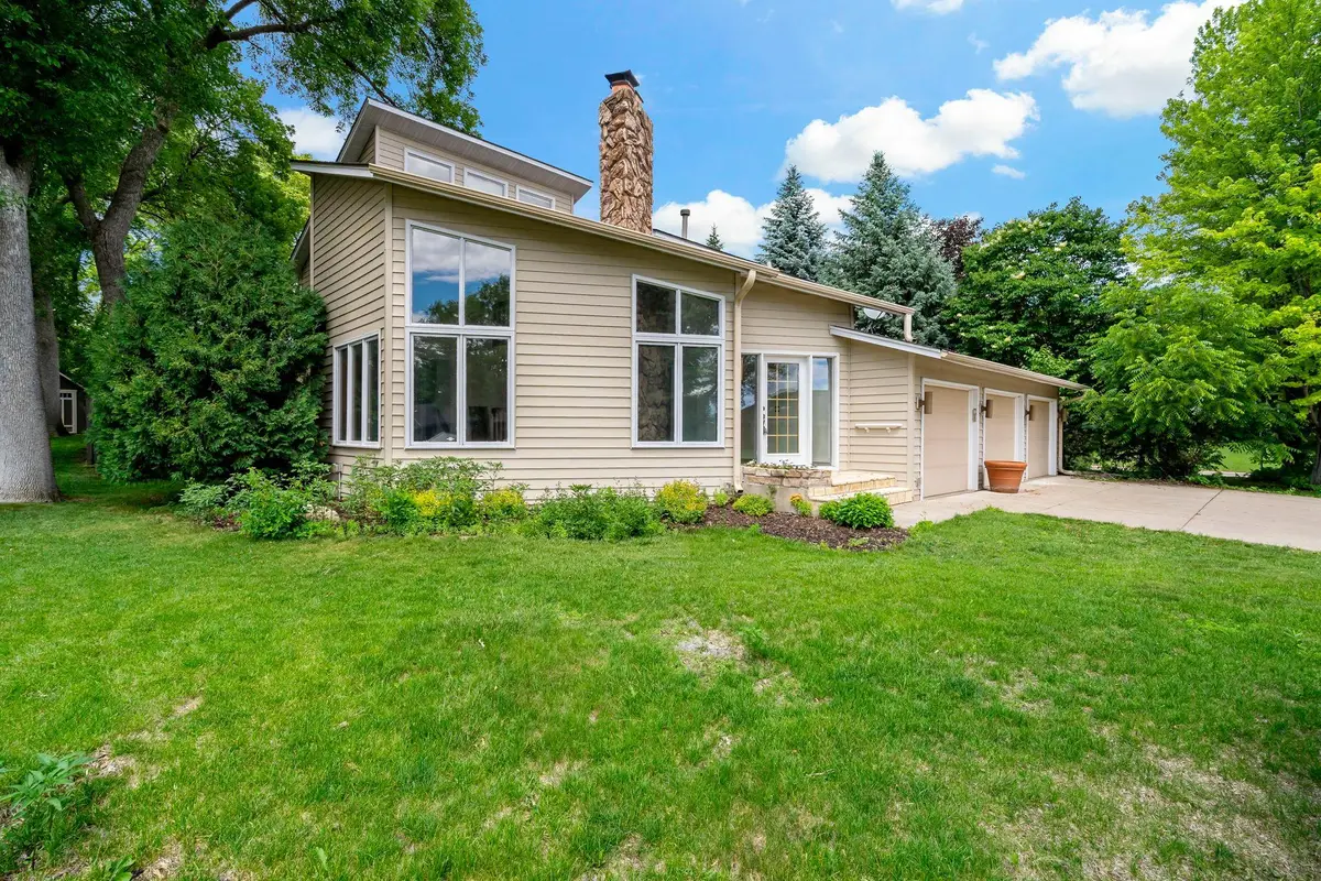 10300 27th Avenue N, Plymouth, MN 55441 - #1