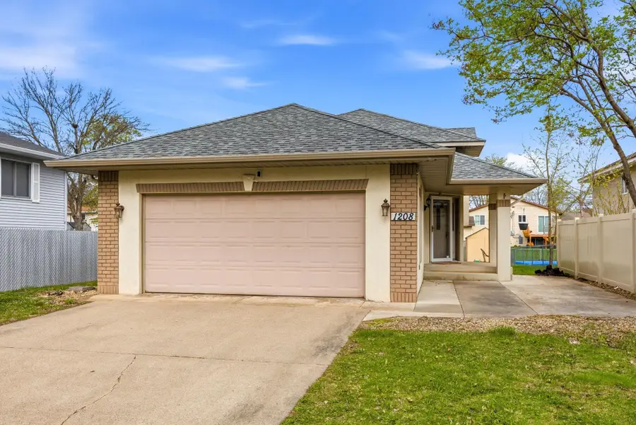 1208 35th Avenue N, Saint Cloud, MN 56303 - #2