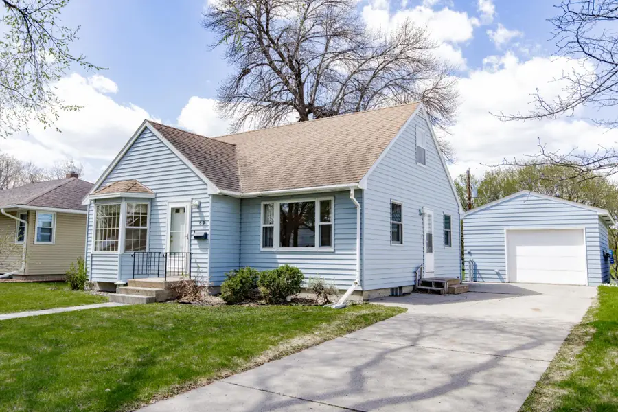 69 18th Avenue N, Fargo, ND 58102 - #2