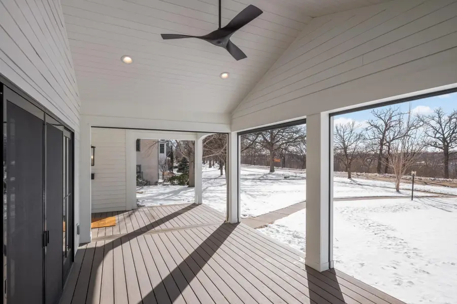524 Mississippi River Boulevard S, Saint Paul, MN 55116 - #3