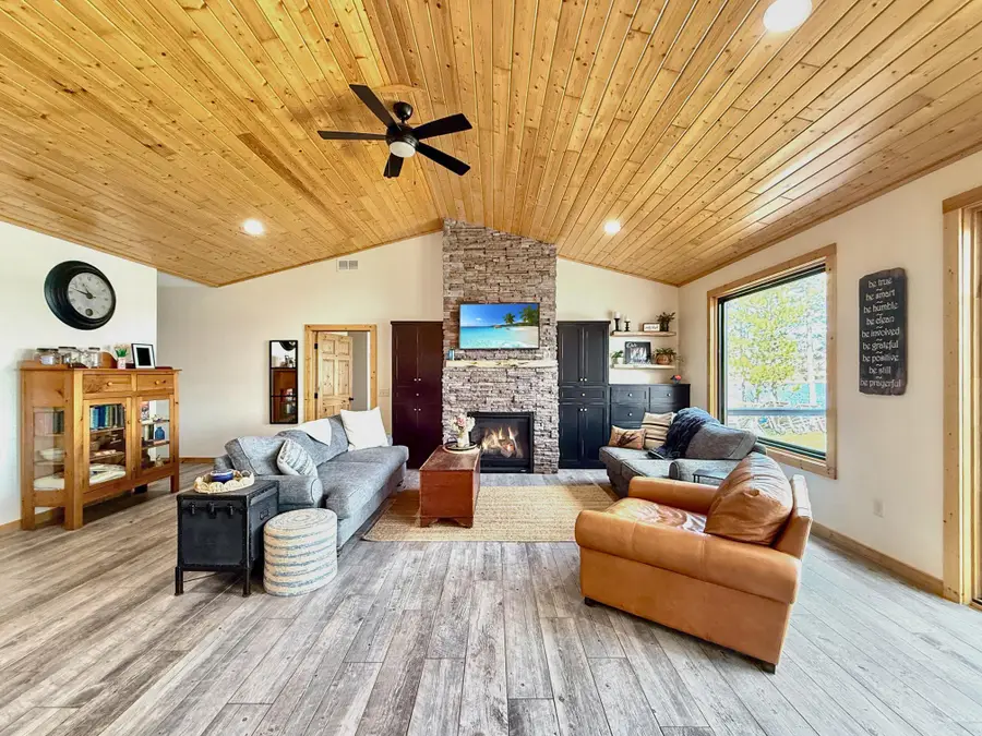 51425 Long Point Place, McGregor, MN 55760 - #3