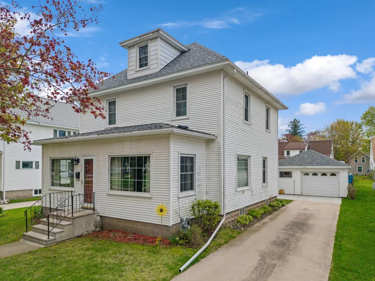 516 S Pine Street, Caledonia, MN 55921 - #1