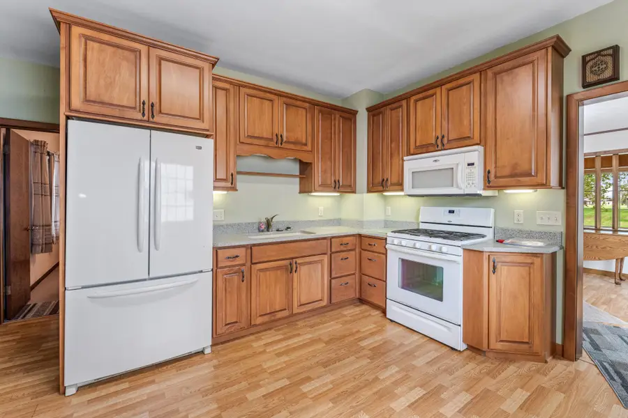 516 S Pine Street, Caledonia, MN 55921 - #2