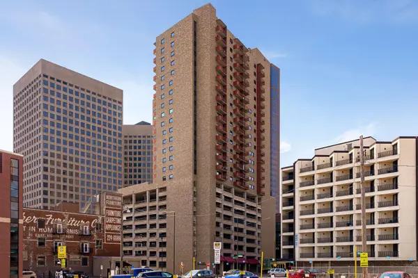 66 9th Street E #2615, Saint Paul, MN 55101
