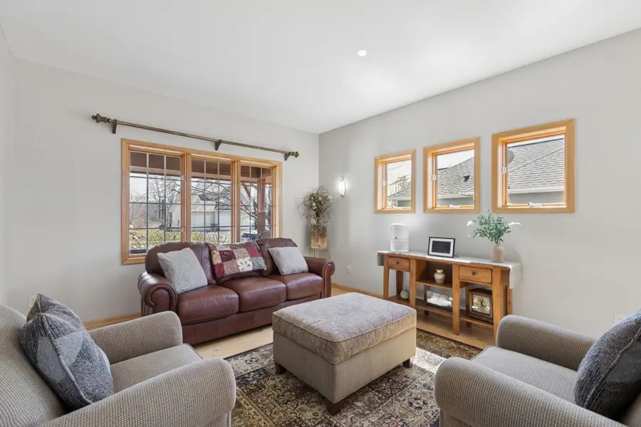 627 3rd Street Sw, Delano, MN 55328 - #3