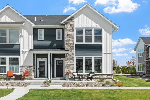 625 E Blossom Circle, Orono, MN 55356