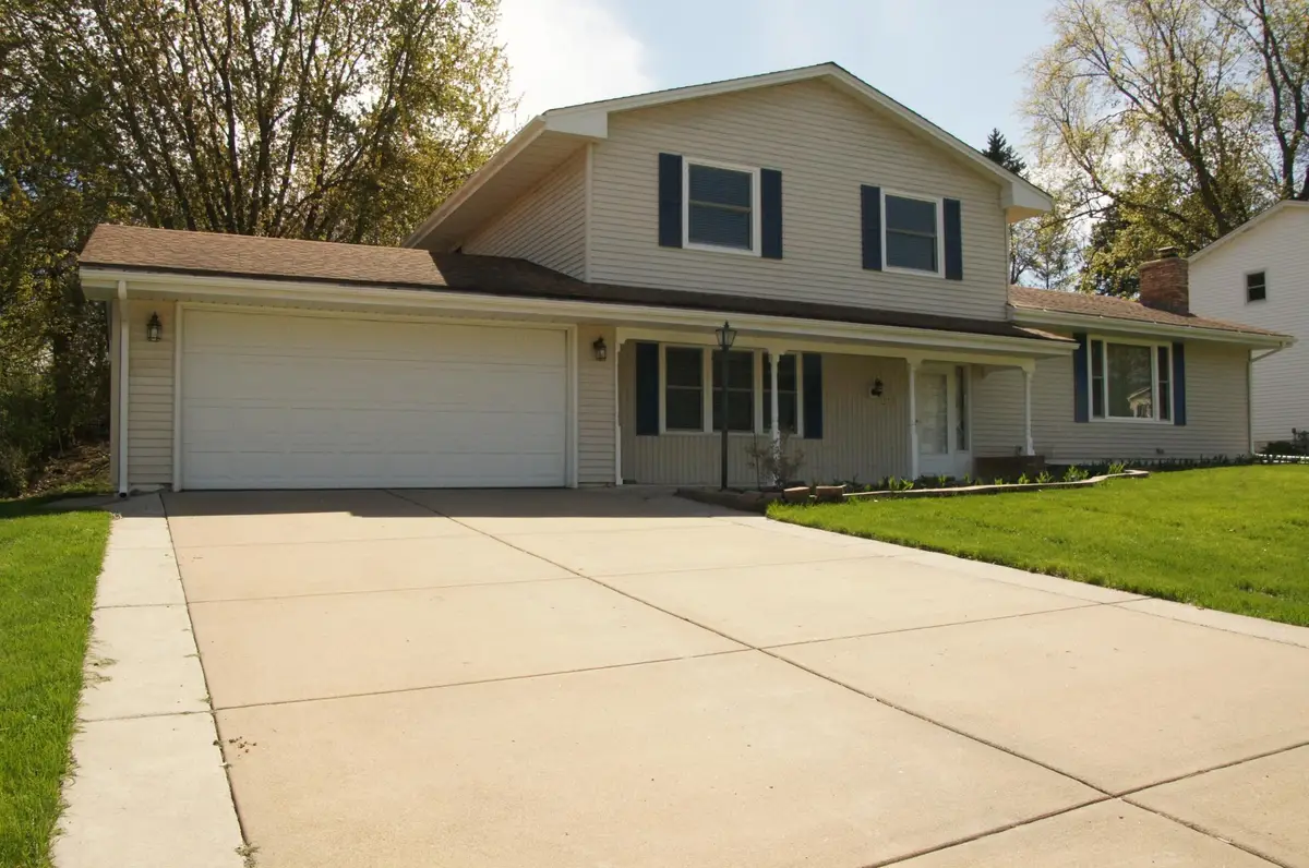 746 Belmont Lane E, Maplewood, MN 55117 - #1