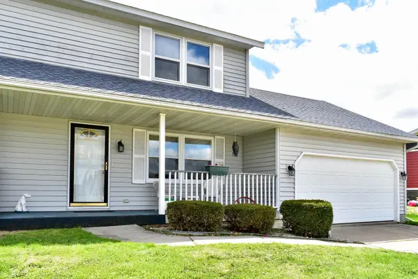 213 Sunset Avenue Nw, Altura, MN 55910