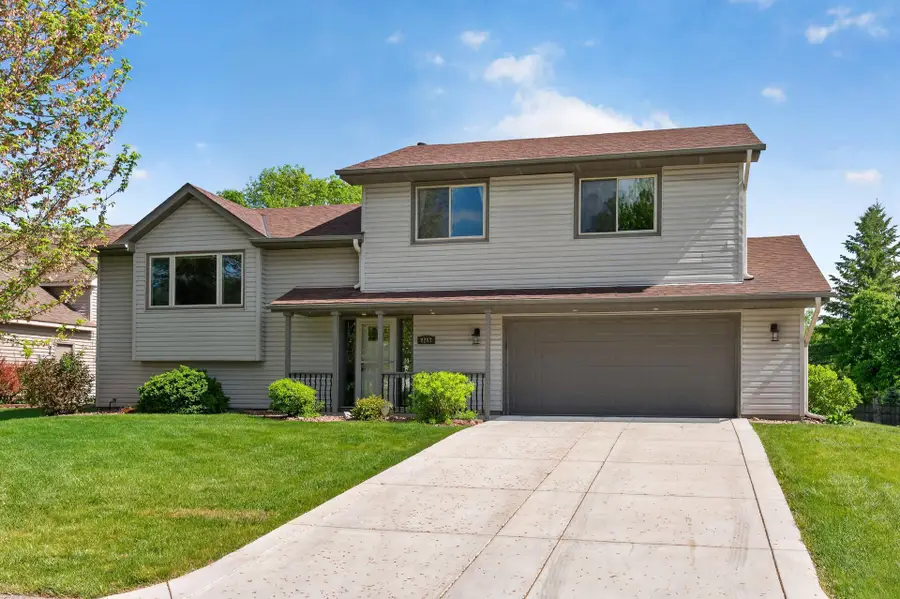 2287 Helmo Court N, Oakdale, MN 55128 - #2