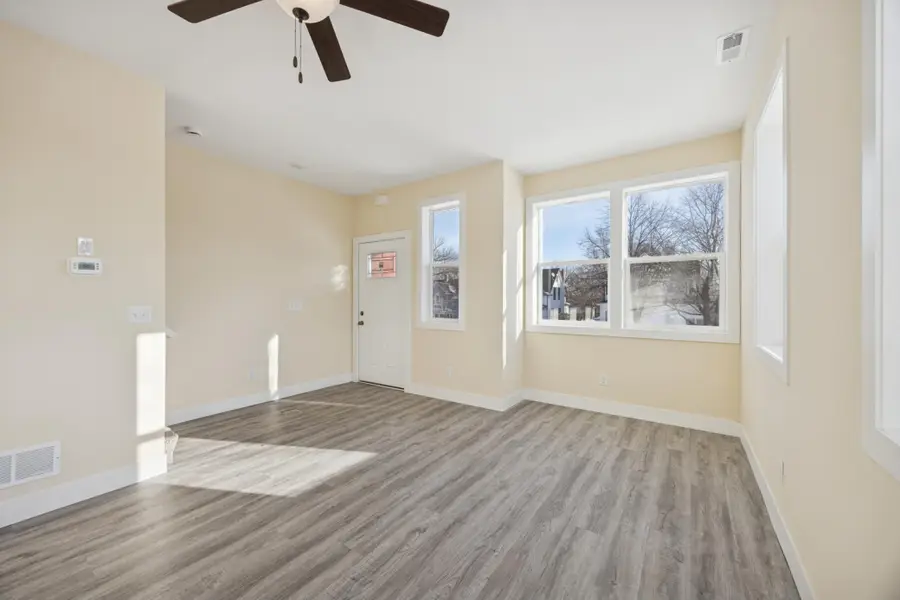 2125 James Avenue N, Minneapolis, MN 55411 - #3