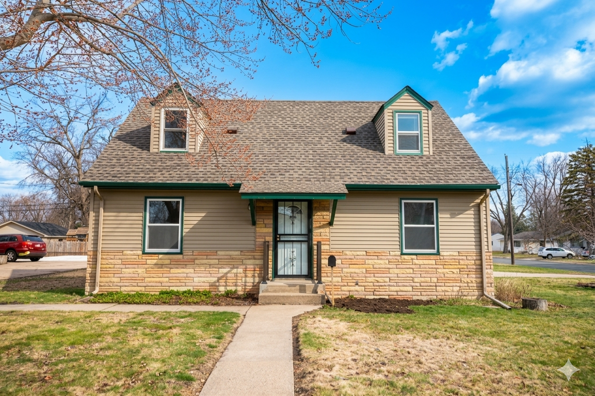 185 49th Avenue Ne, Fridley, MN 55421 - #1