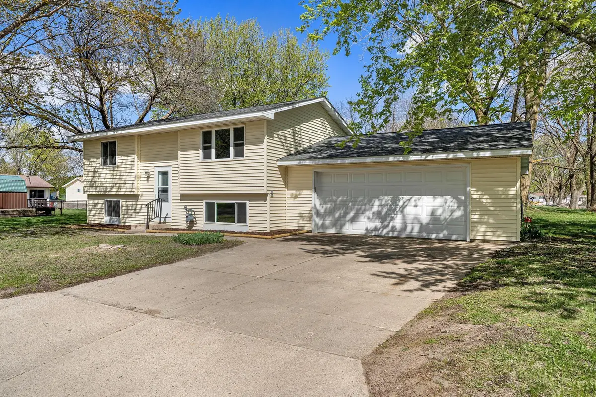 2333 4th Avenue Nw, Owatonna, MN 55060 - #1