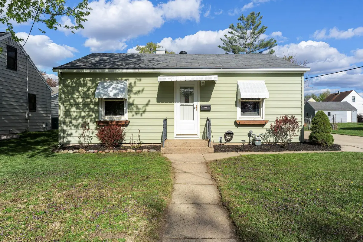 203 16th Street Se, Austin, MN 55912 - #1