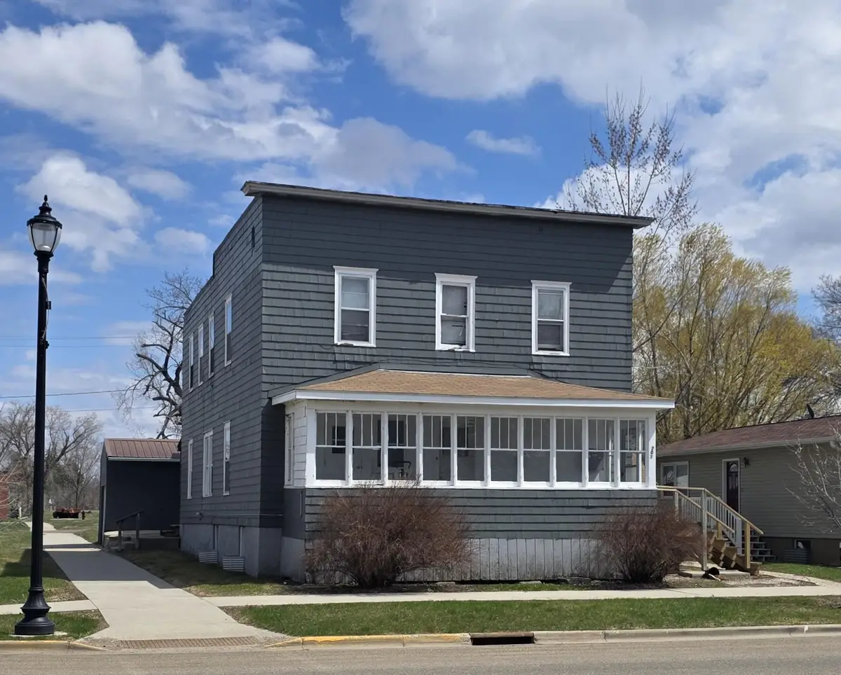 205 3rd Avenue Se, Valley City, ND 58072 - #1