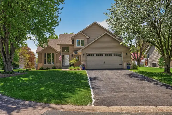956 Trillium Court, Eagan, MN 55123