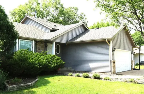 9136 Georgia Avenue N, Brooklyn Park, MN 55445