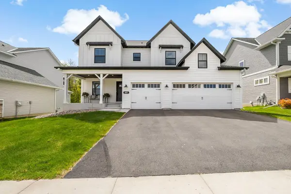 107 Maple Terrace, Waconia, MN 55387