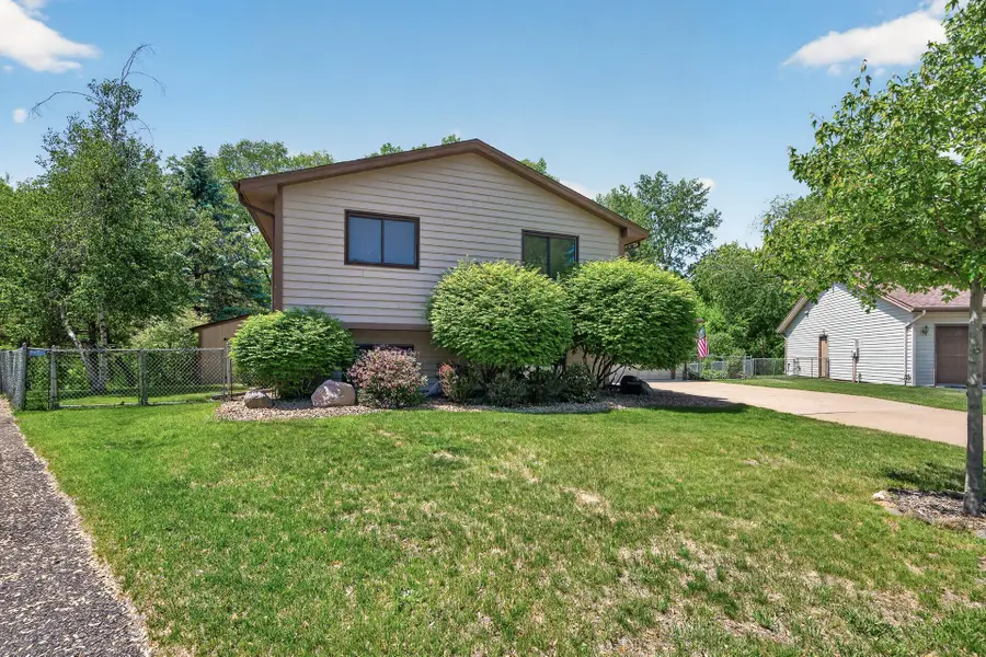 3286 York Alcove, Woodbury, MN 55125 - #2