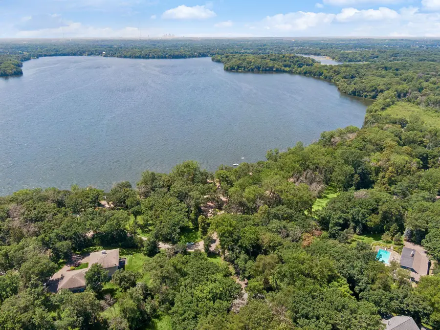 8 Sandpiper Lane, North Oaks, MN 55127 - #2