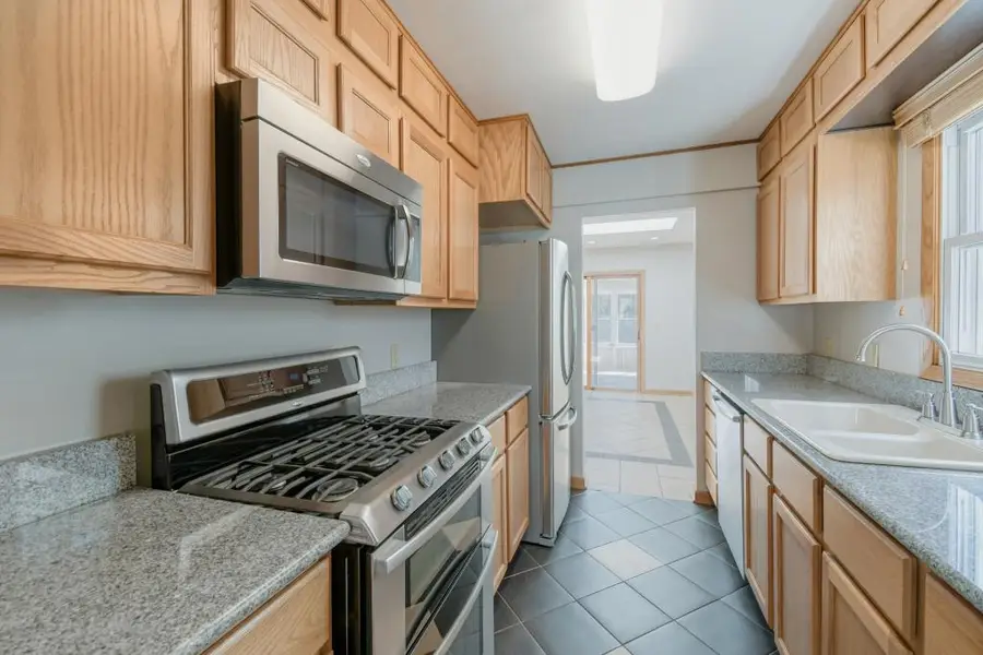 2904 Sheldon Street, Roseville, MN 55113 - #3