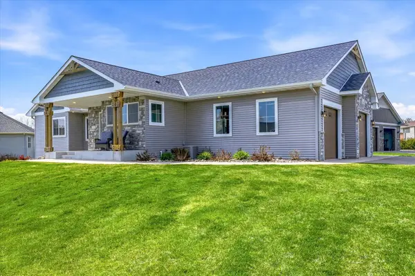 31722 Marshview Court, Lindstrom, MN 55045
