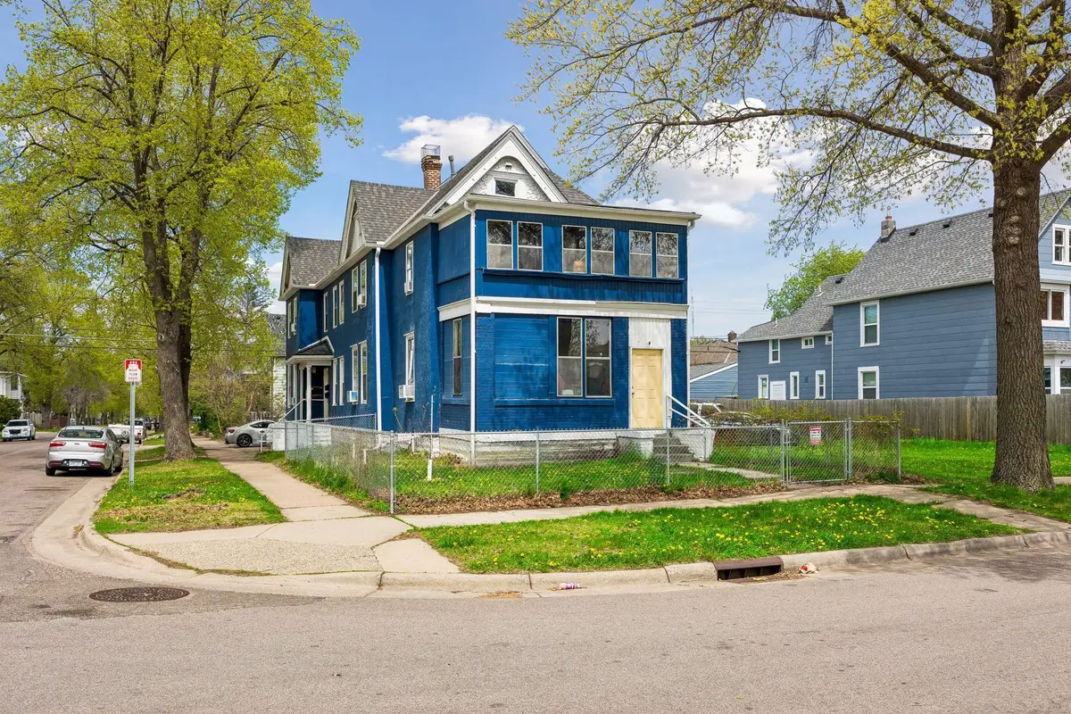 677 Sherburne Avenue, Saint Paul, MN 55104 - #1