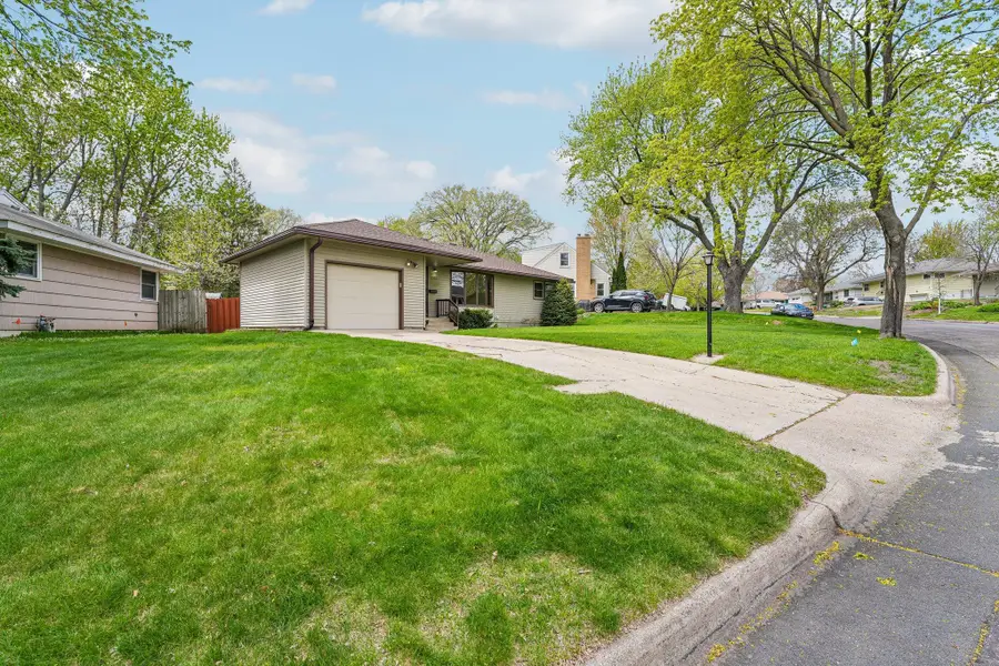 1316 Kilmer Avenue, Saint Louis Park, MN 55426 - #2