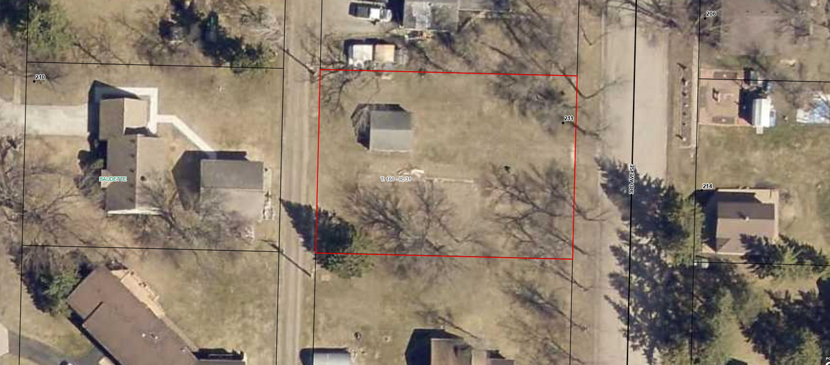 211 3rd Avenue Se, Baudette, MN 56623 - #1