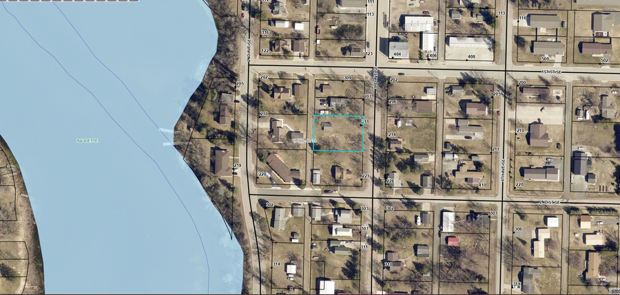 211 3rd Avenue Se, Baudette, MN 56623 - #2
