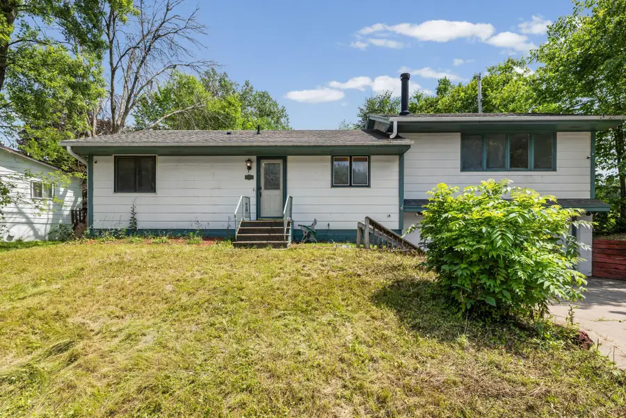 806 Parkway Drive, Saint Paul, MN 55106 - #3