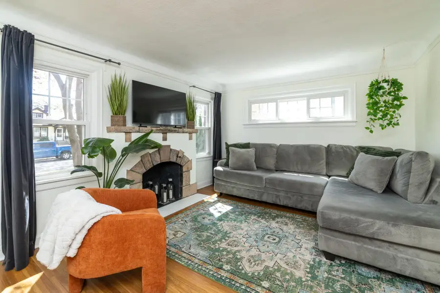 4151 Queen Avenue N, Minneapolis, MN 55412 - #2