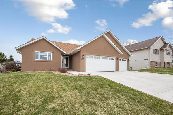 2214 Hulett Avenue, Faribault, MN 55021