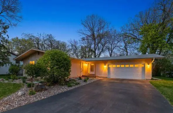 2119 Violet Lane, New Brighton, MN 55112 - #2