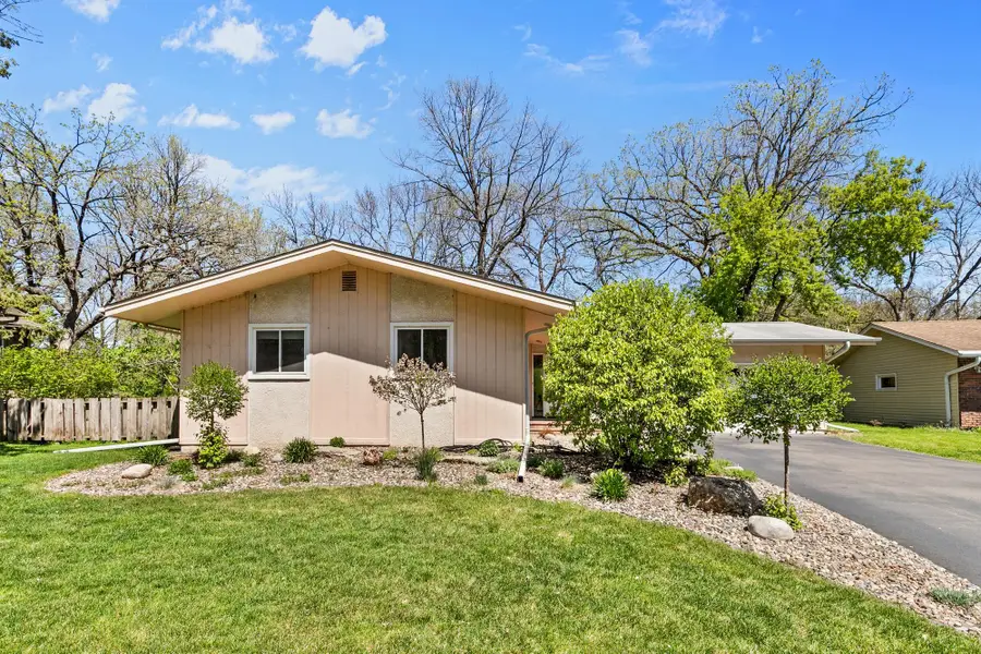 2119 Violet Lane, New Brighton, MN 55112 - #3