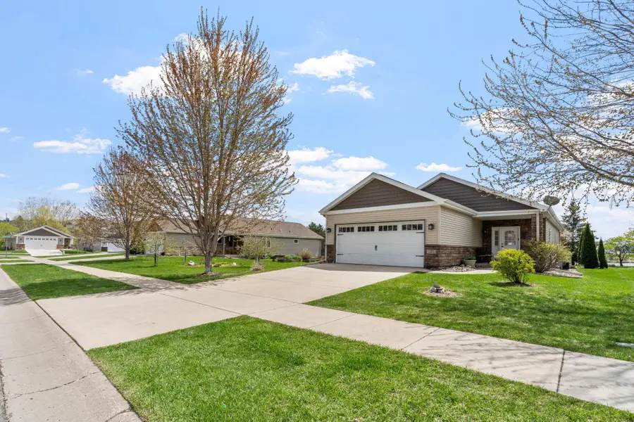 555 Tiffany Lane, Waconia, MN 55387 - #2