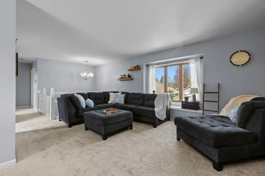 8690 Chanhassen Hills Drive N, Chanhassen, MN 55317 - #3