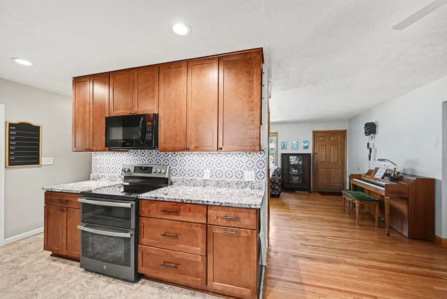 7306 Clay Avenue, Inver Grove Heights, MN 55076 - #3
