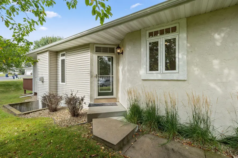 8903 Preserve Trail, Savage, MN 55378 - #2