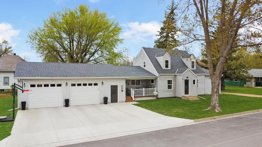 638 6th Street, Westbrook, MN 56183 - #2