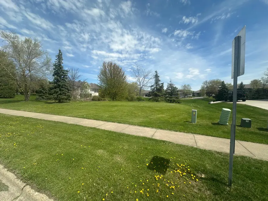 14487 Wilds Parkway Nw, Prior Lake, MN 55372 - #2
