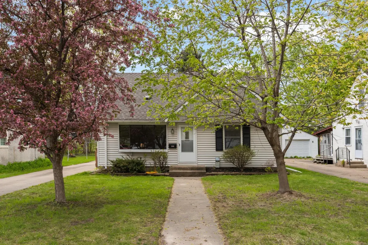 3908 Hayes Street Ne, Columbia Heights, MN 55421 - #1
