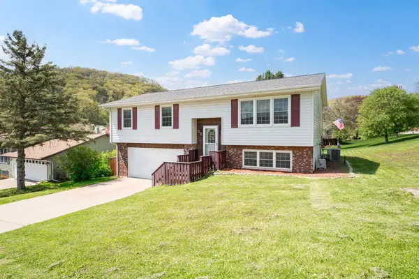 52 Mount Vernon Court, Winona, MN 55987