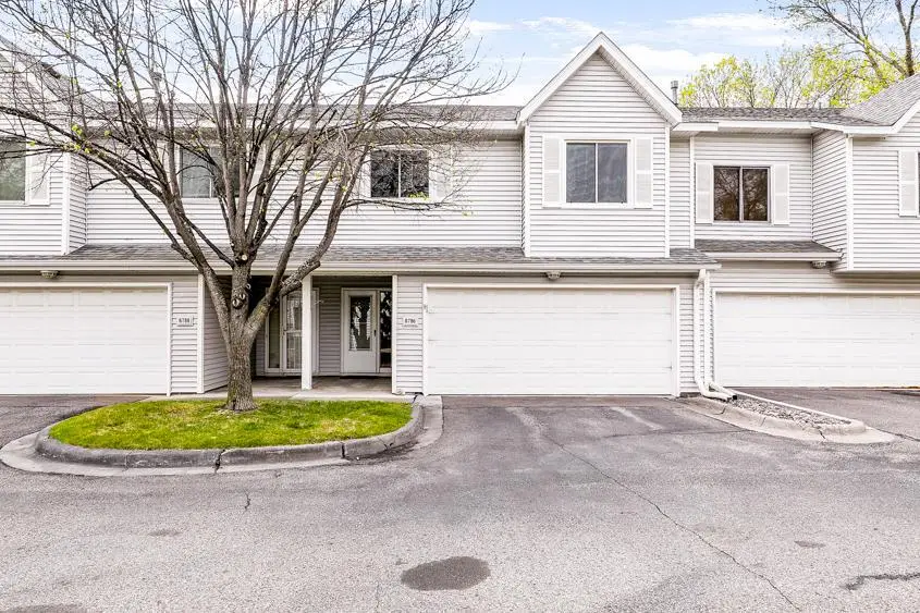 8786 Norway Street Nw, Coon Rapids, MN 55433 - #1