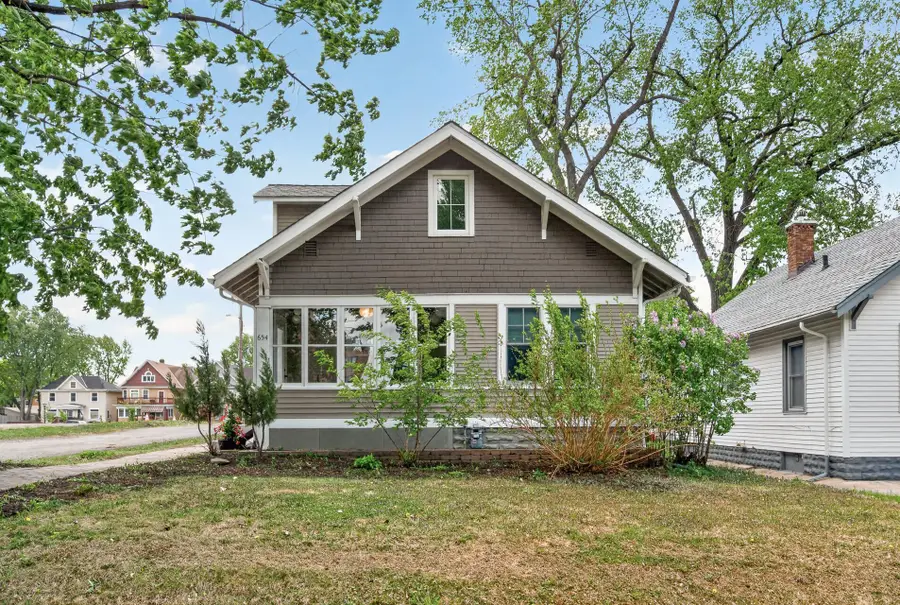 654 Carroll Avenue, Saint Paul, MN 55104 - #2