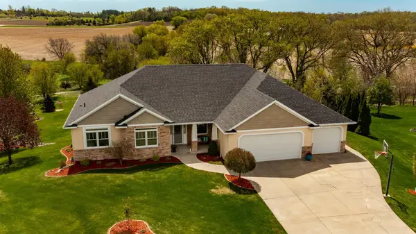 1020 Istas Lane Sw, Oronoco, MN 55960
