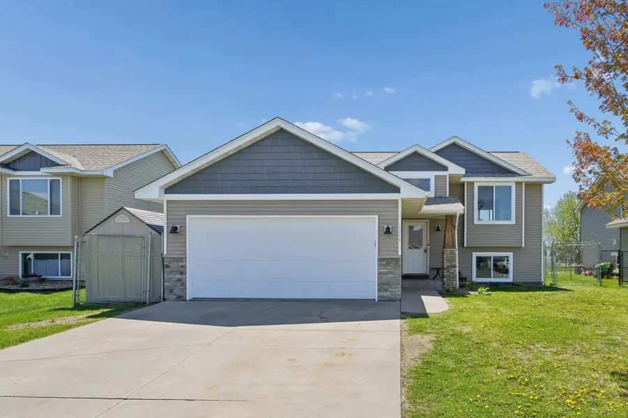 1314 Blue Jay Place, New Richmond, WI 54017 - #2